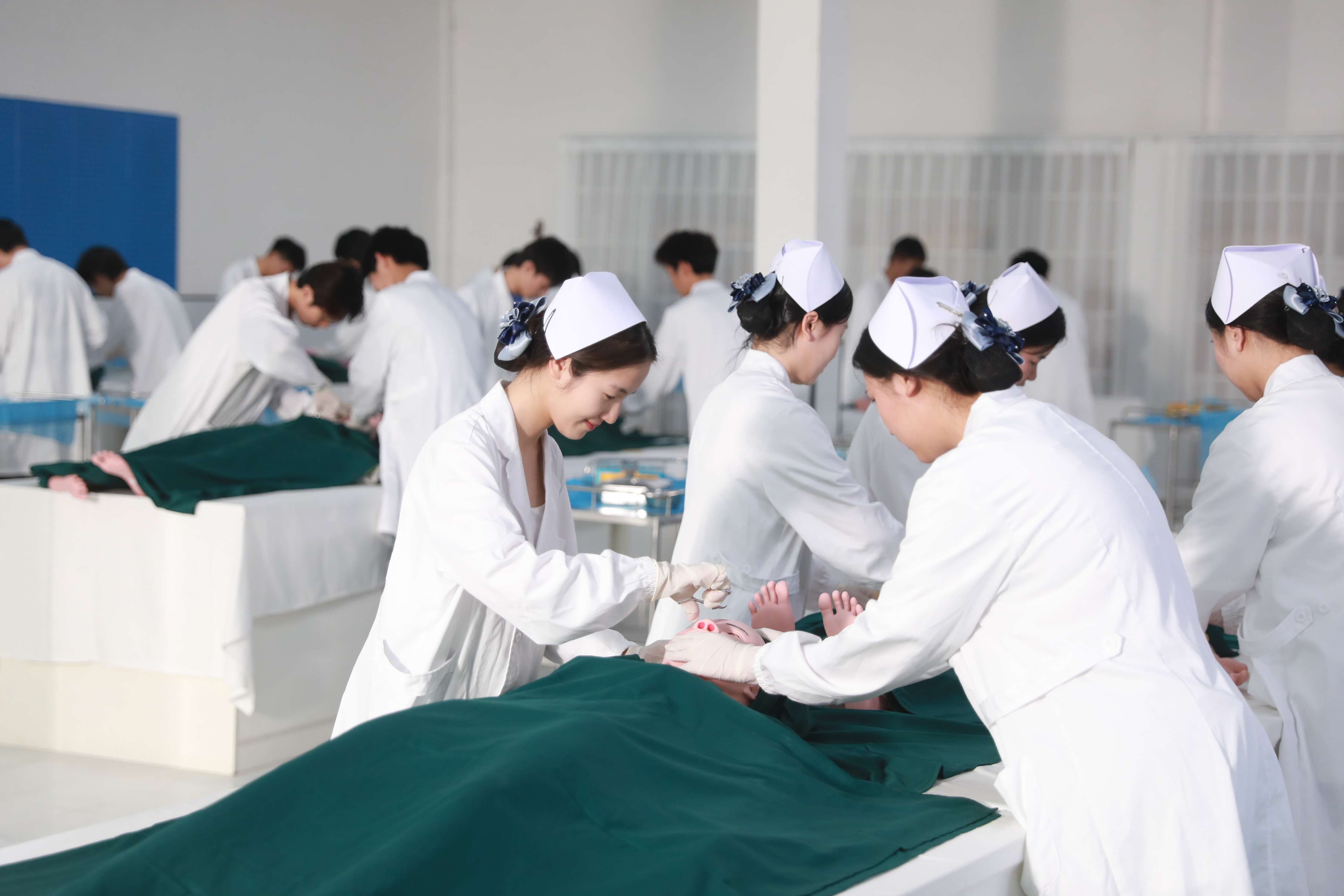 护理实训室.jpg