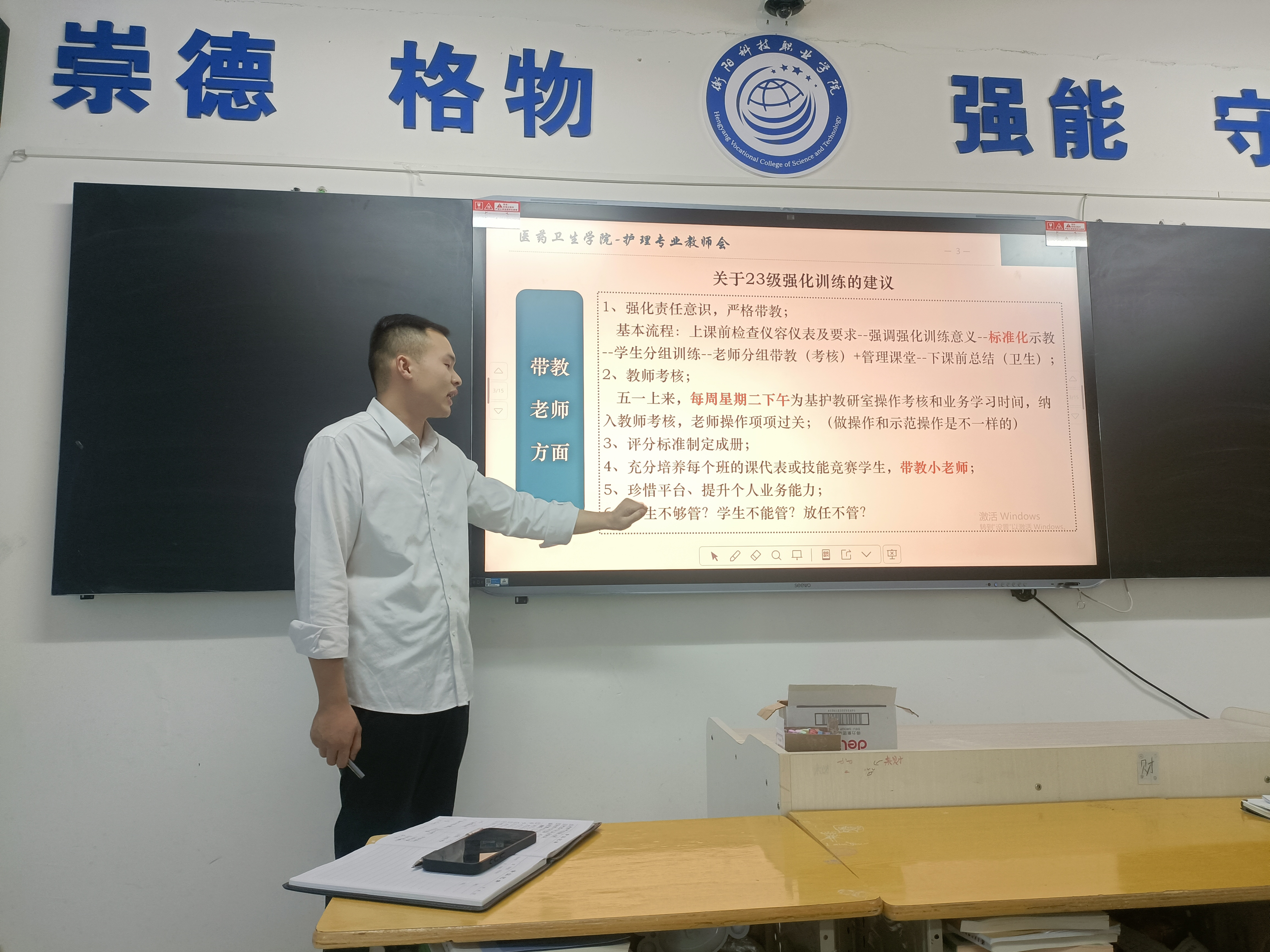 ab5cf4d5ccdae8978e3cdf29dcfd281.jpg