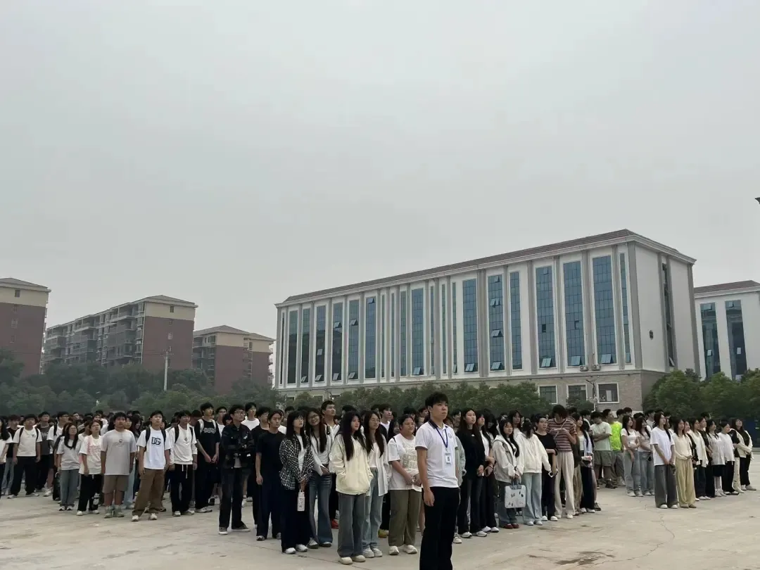 微信图片_2025-10-15_093556_880.png