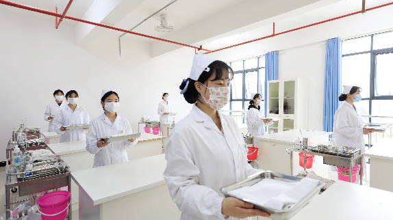 皇冠app安卓下载安装医药卫生学院